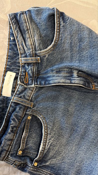 Zara джинсы mom’s 40рр