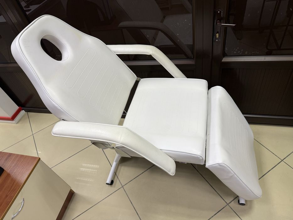 Медицинская кушетка Б/У, Срочно