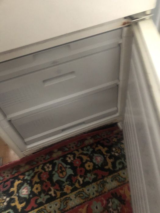 Холодильник снайге бу