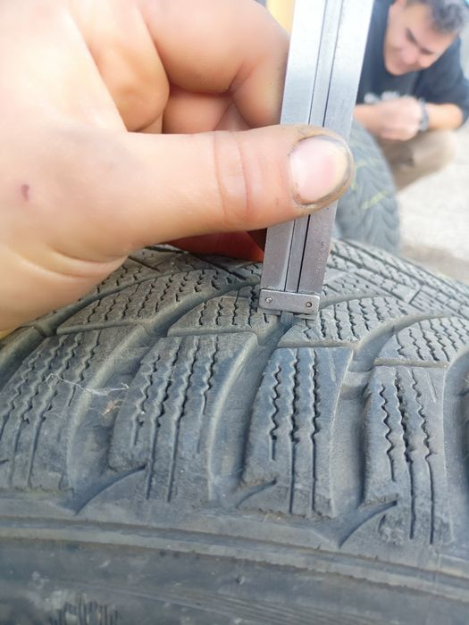 4бр. зимни гуми NEXEN, р-р 225/55 R16