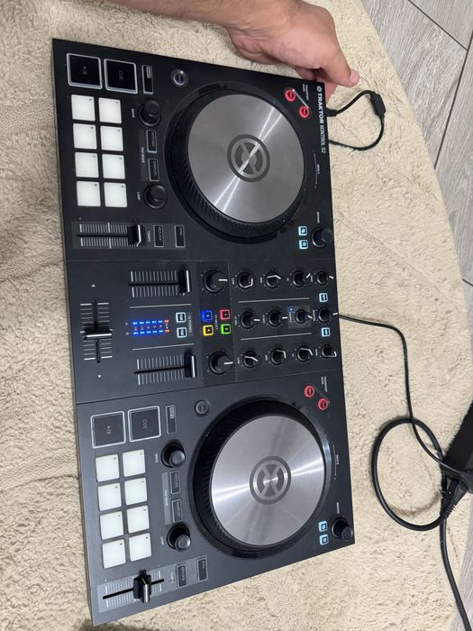 Console DJ Tracktor S2 MK2 si MK3