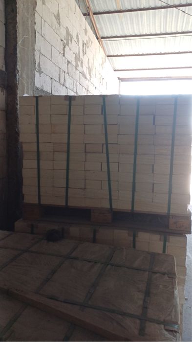 Кирпич  огнеупорный ШБ-5 высокого качество цена 15000сум за 1шт.