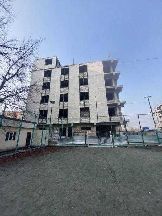 Сдаётся здание - под офис, университет, школа