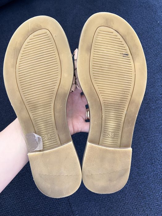 Papuci piele marime 36