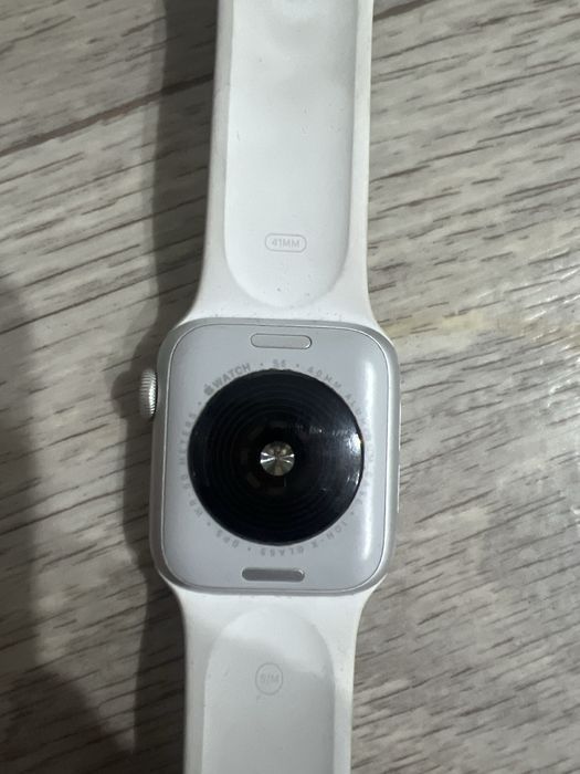 Apple Watch Se 2 срочно