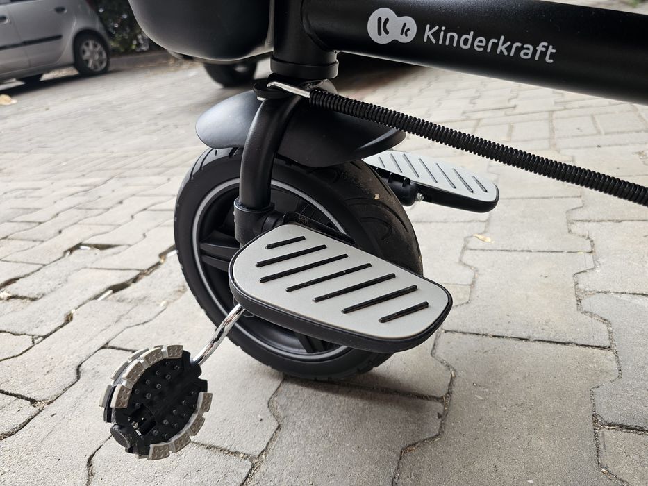 Kinderkraft триколка 5 в 1 Spinstep, сива