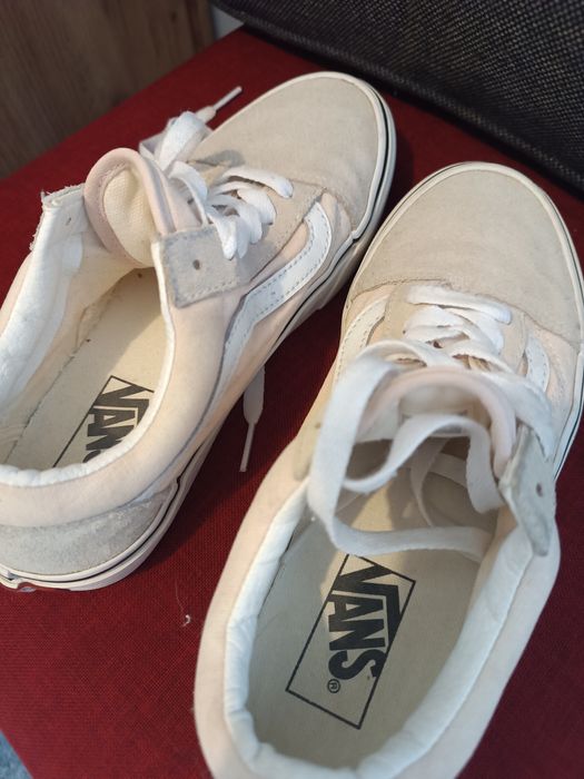 Дамски кецове Vans