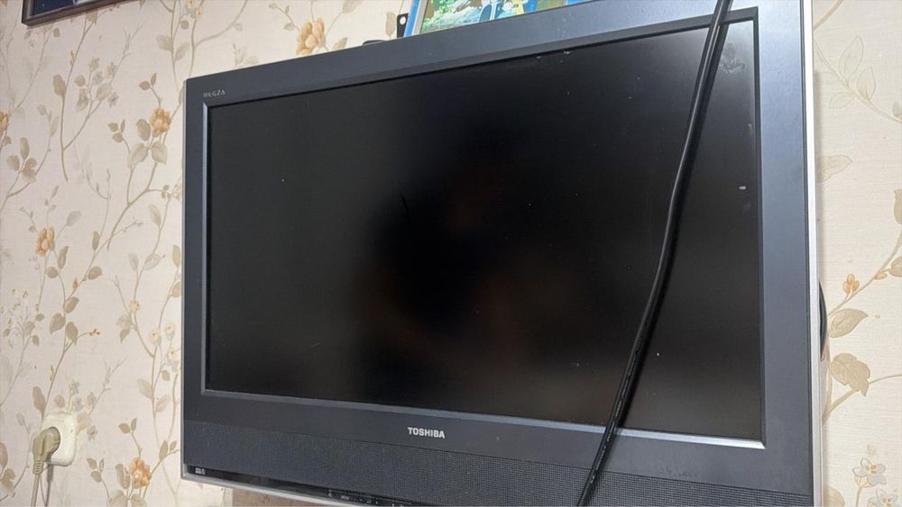 Телевизор плоский экран