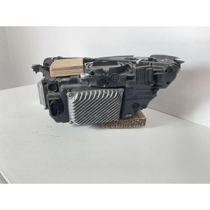 Десен фар за mercedes sl amg - a2329061202