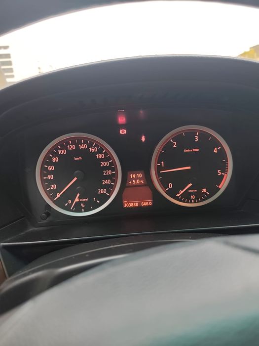 Vând BMW e61 
- motor 3.0 m57
- an 2007
- mașină a fost adusă personal