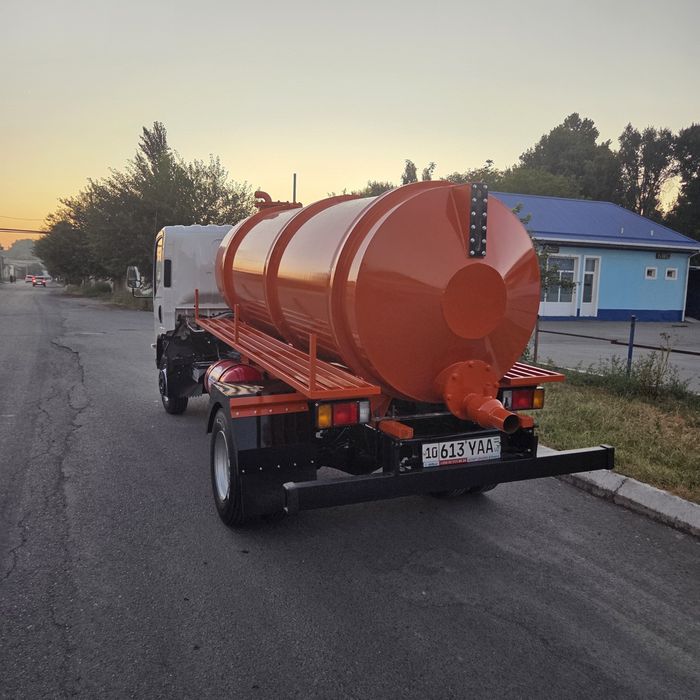Isuzu assenizator gavnovoz sotiladi