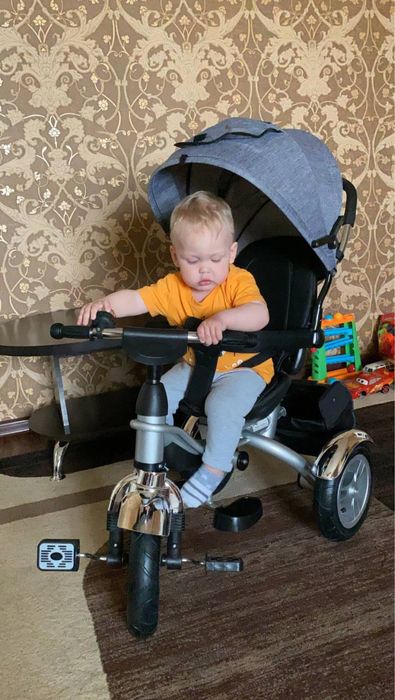 Велосипед трехколесный для малышей  1-3 года