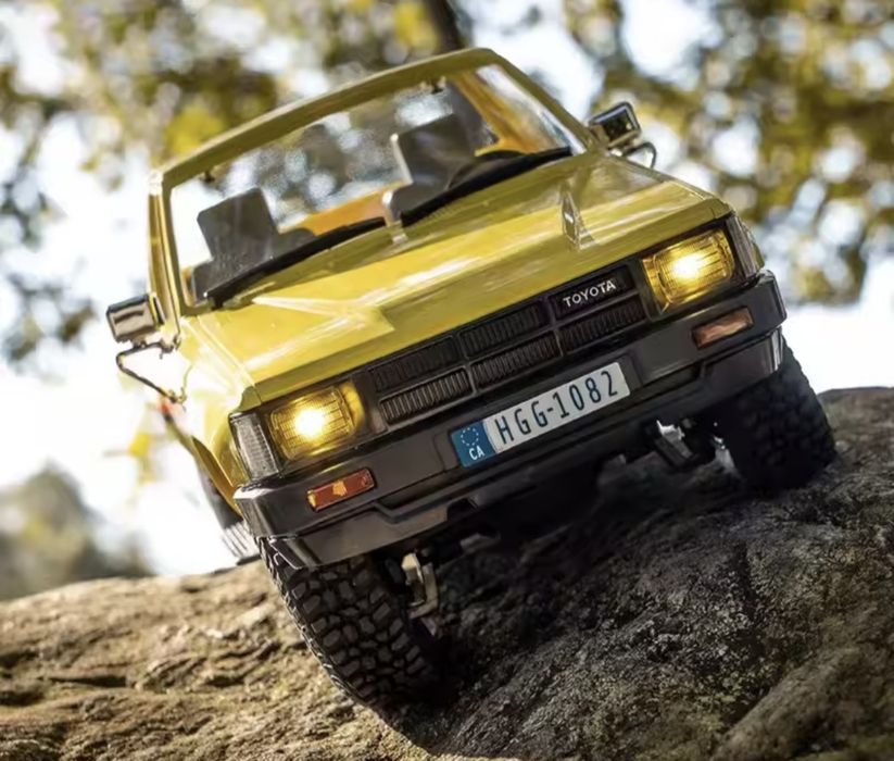 Colecție modele RTR scara 1:18 Toyota și Chevrolet