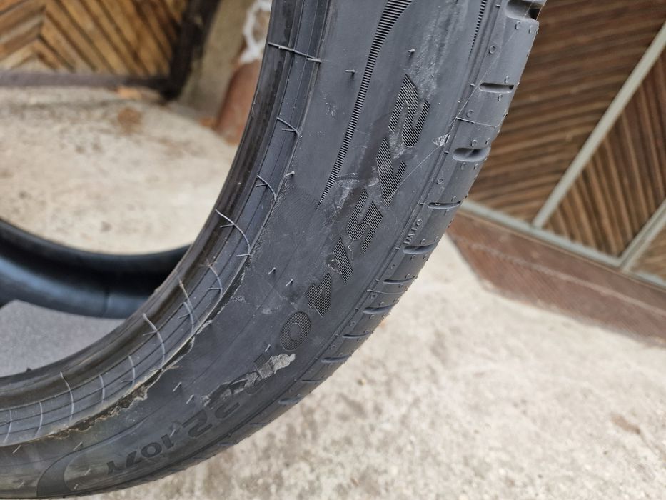 Гума Pirelli PZero 275/40/R22 *Нова*