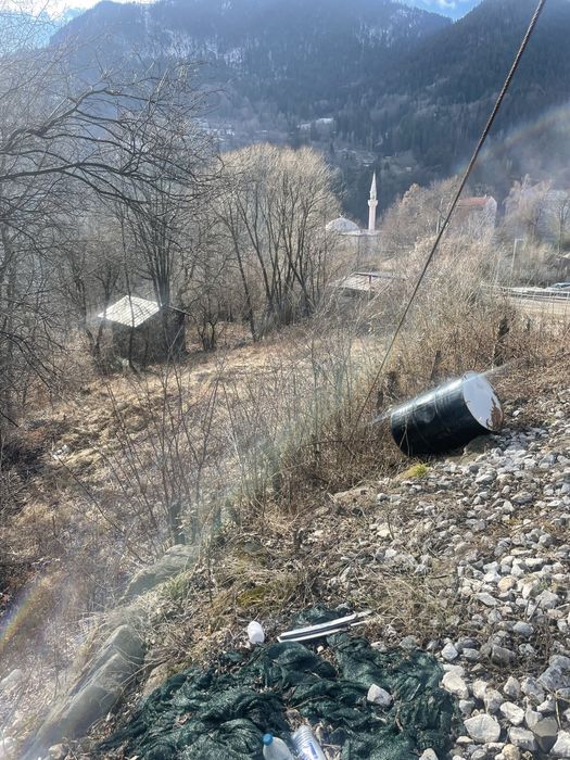 Парцел смолян на главен път