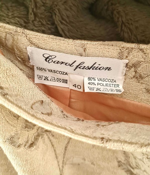 Costum fusta si sacou damă S