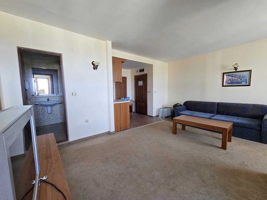 Тристаен апартамент за продажба на 100 метра от Кемпински, Банско