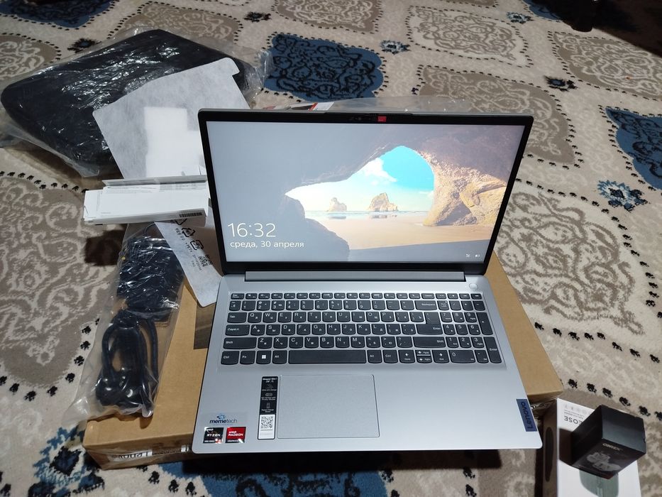 Lenovo ideapad slim 1