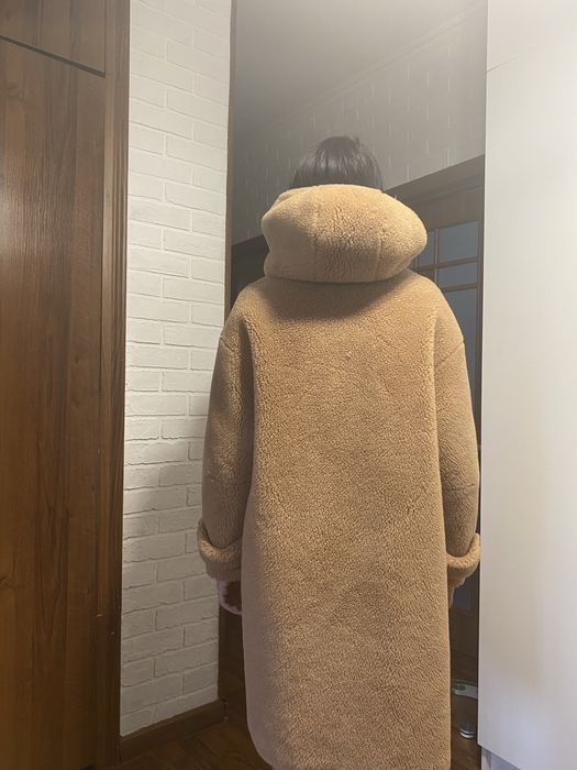 Продам шубку детскую