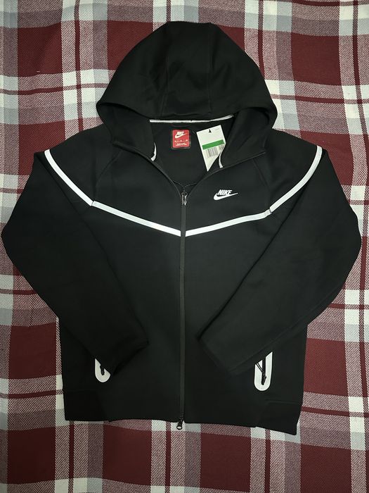Nike Tech fleece reflective