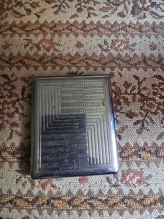 Стара руска табакера.