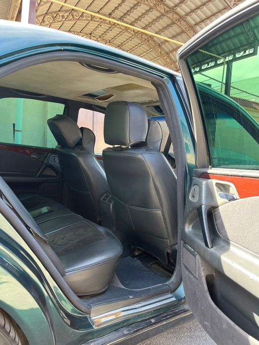 Продаётся срочна автомобиль марки Mersedes