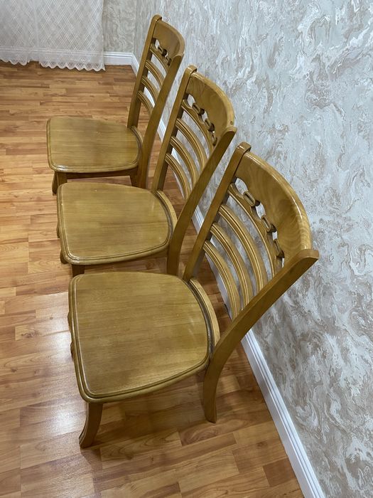 Продам стол, стулья