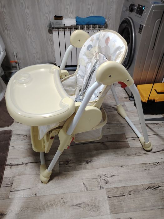 Продам стульчик для кормления