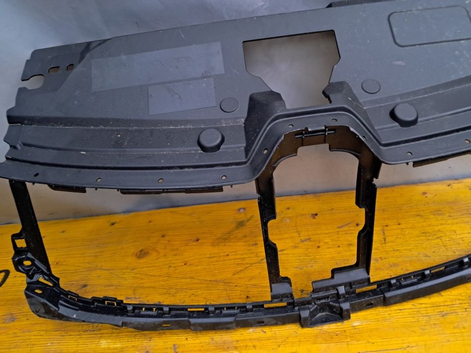 Грил решетка панел Renault Austral