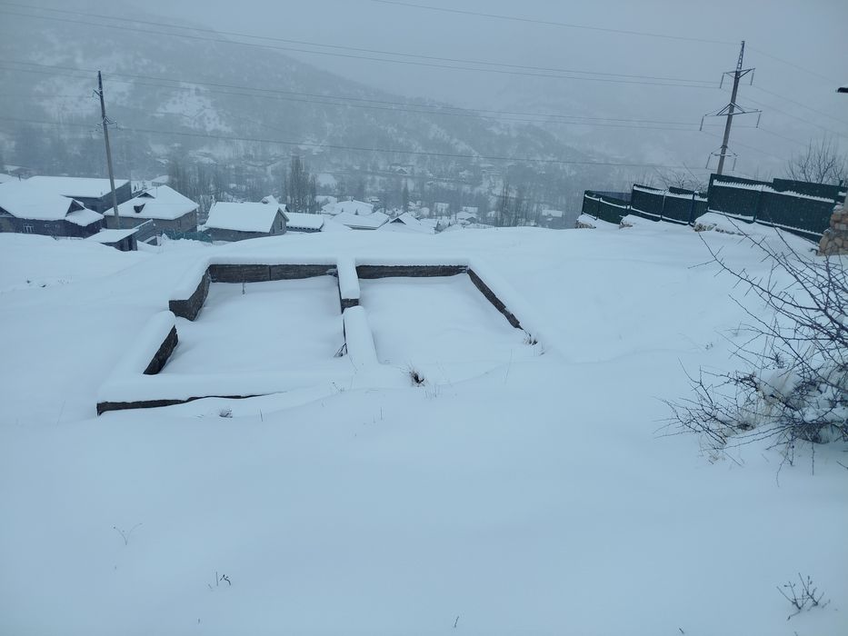 Продам участок 8 соток на Чимгане около BALANDDA