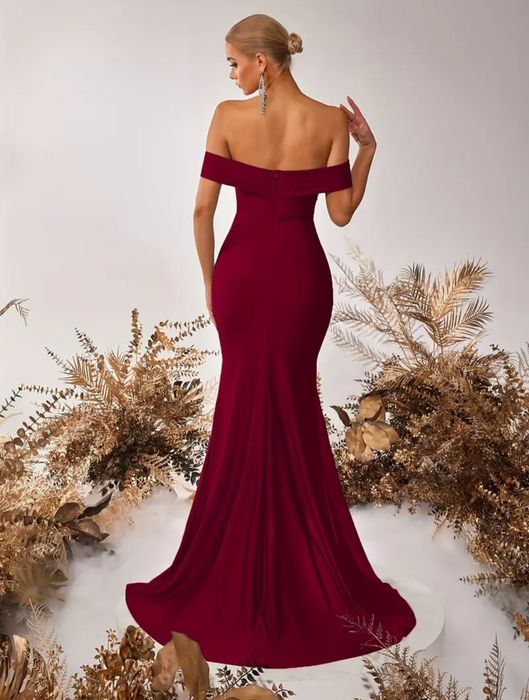 РАЗПРОДАЖБА на нови официални и бални рокли