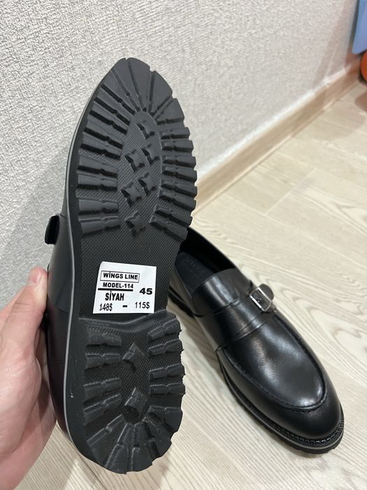 Кожаные лоферы черные