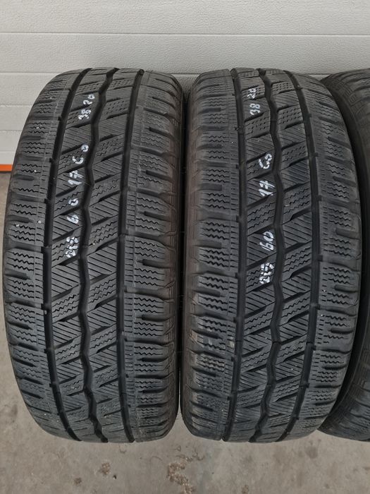 Зимни гуми за Бус 4 броя HANKOOK Icept LV 215 60 R17C дот 3820