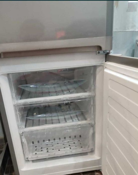 Хладилник Indesit