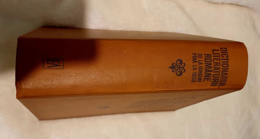 Carte Dictionarul literaturii Romane