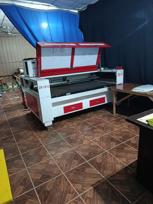 Lazer sotiladi kota lazer 4 galivkali 180.100 rasmeri