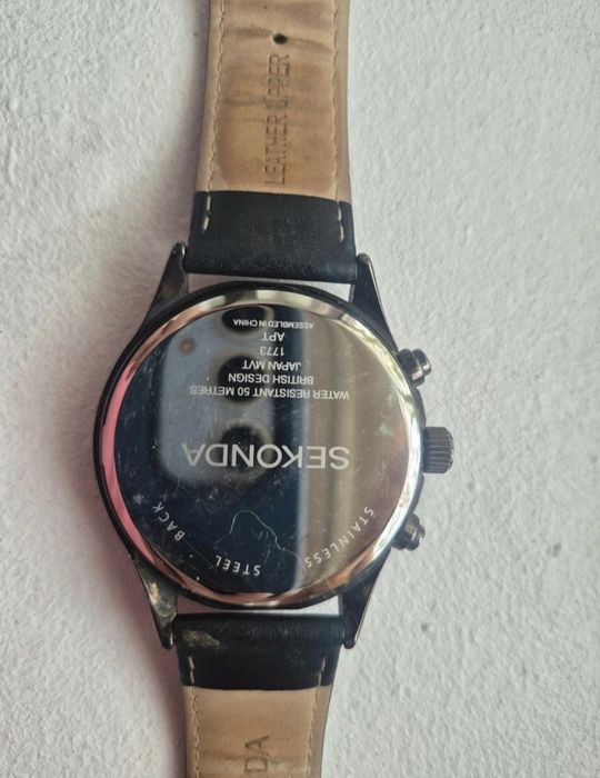 Ceas Sekonda purtat