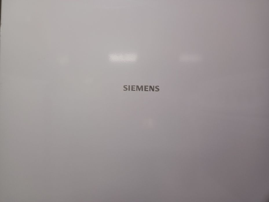 Комбиниран хладилник с фризер Сименс Siemens А+++ 2 години гаранция!