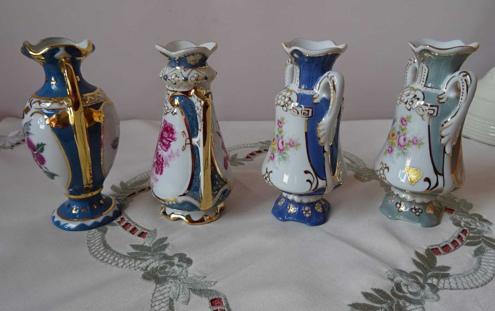 Малки вази -Vintage Royal Dux Porcelain Czechoslovakia 1960г