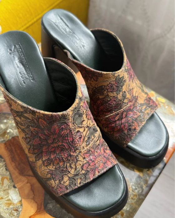 Papuci platforme saboti piele 37 foarte frumosi