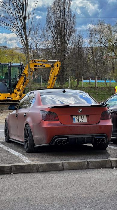 Difuzor ornament Dublu Evacuare cu Nervuri BMW E60 E61