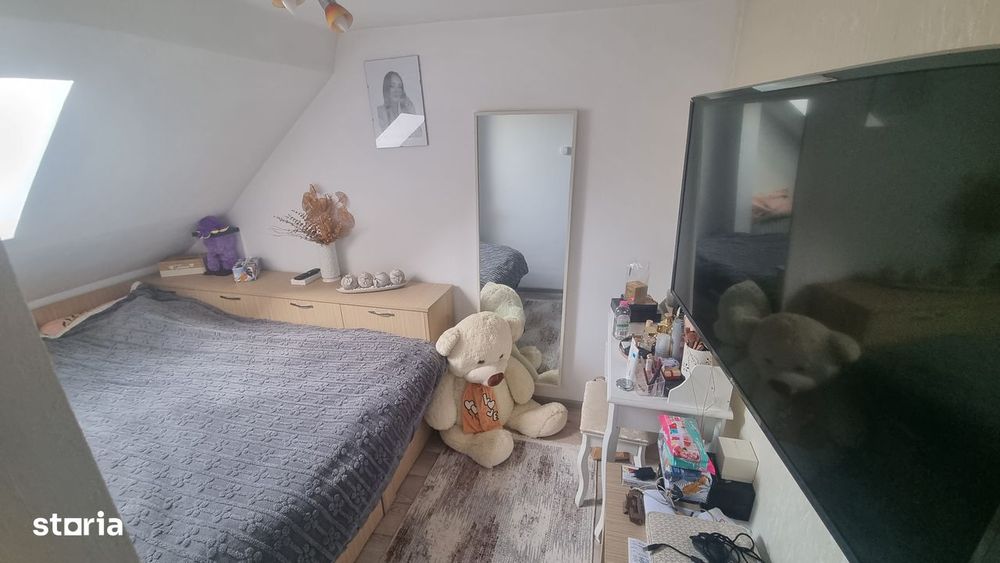 Apartament la casă zonă liniștită