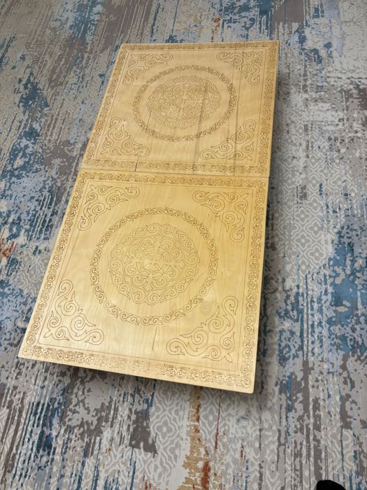 Продам новый стол