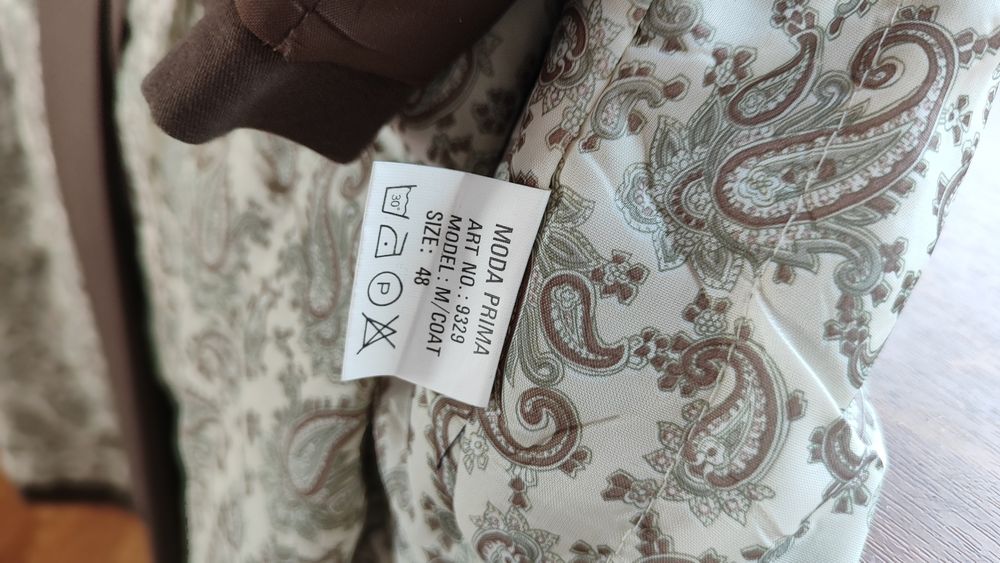 Плащ утеплённый. Новый.