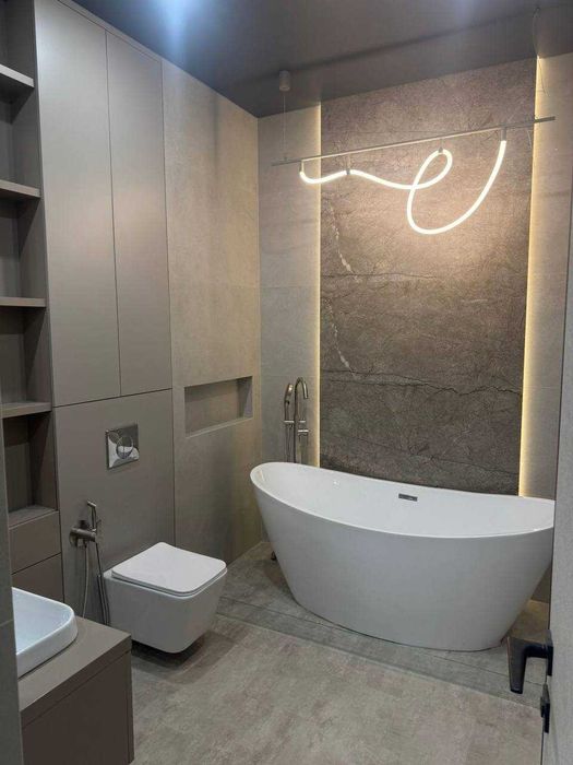 Продам дом в  стиле хайтек в районе роддома