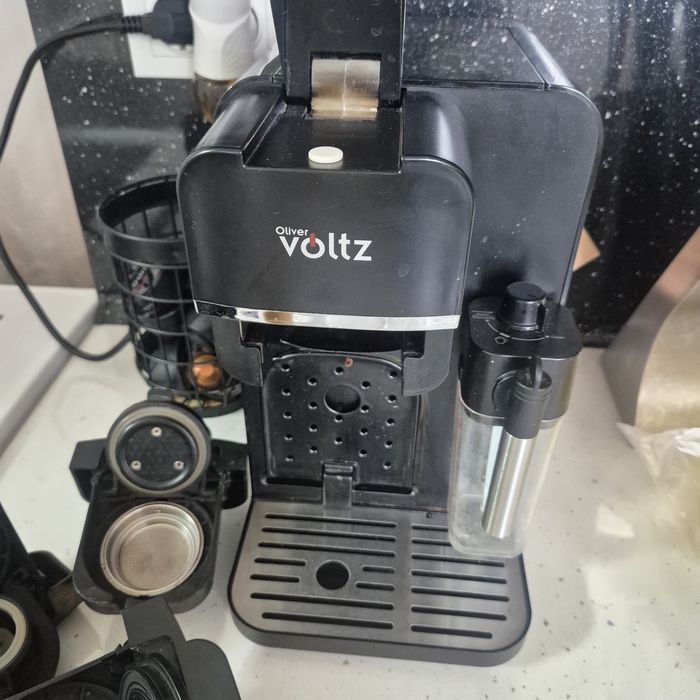 Кафе машина Voltz