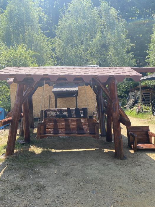 leagăne de vinzare pretul  este 2.500 Lei