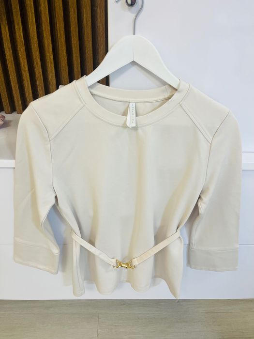 Vând bluza Imperial/ mărime  XS