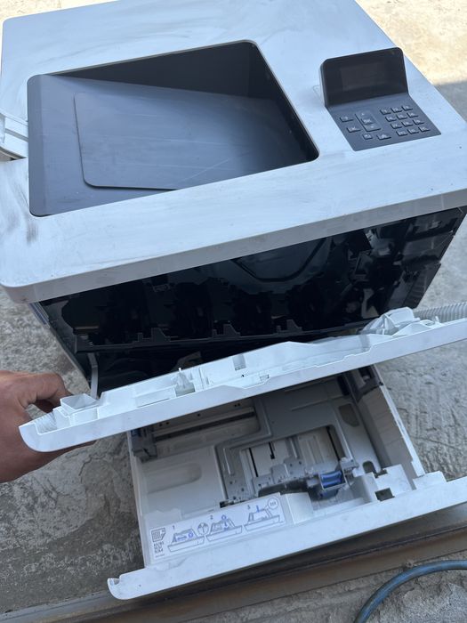Принтер hp color laser jet enterprise M553