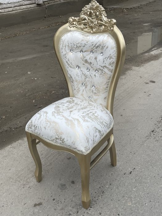 Stol stular yanğoqdan